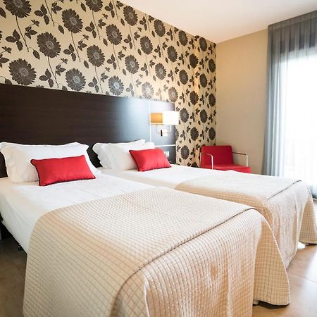 Hotel Piramide 2 ปอร์โตโนโว ภายนอก รูปภาพ